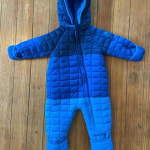 Snozu snow suit 9-12mo.